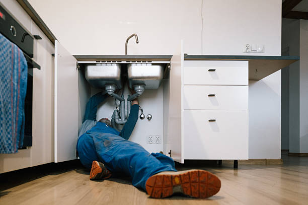 Professional Leak Detection technician working in Waterford Works, NJ